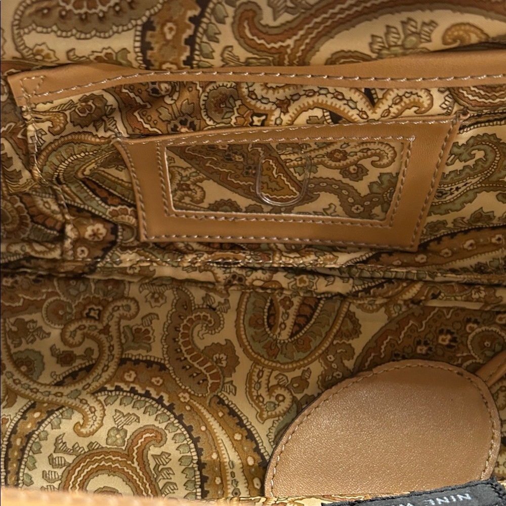 Nine West Vintage Handbag in amazing Preloved Condition - Picture 12 of 12